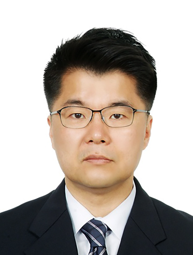 김 영 석 사진